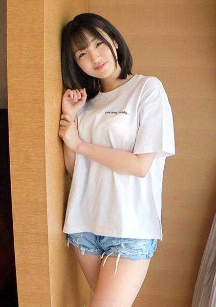 SIRO-4487 【首次拍摄】【白皙柔嫩肌肤的现役大学生】【陶醉的表情变得..】‘我非常喜欢亲吻..’她给人的印象就像个少年，但在巨根抽插的刺激下，她.. 招募素人，首次AV拍摄 209