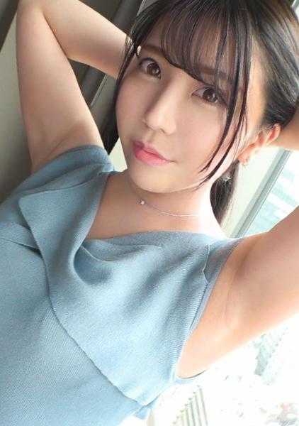 SIRO-4500 【首次拍摄】【爆臀钉打活塞】【惊艳美腿站立后入】温柔的说话方式激起情欲，身材绝佳的大臀美腿接待员。欲求不满的OL像贪图快乐一样在男人身上自己激烈地甩动巨臀.. 网络AV应募→AV体验拍摄 1517