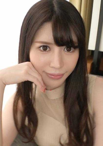 SIRO-4561 【初次拍摄】【湿润的大眼睛】【鞭打臀部背面骑乘位】大眼睛和丰满的嘴唇散发出色情气息的现役女大学生。她只和男朋友有过经验，一心一意的私处被初次见面的男人的肉棒激烈地搅动着…… 在网上申请AV→AV体验拍摄 1621