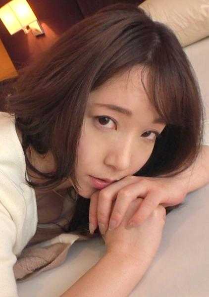 SIRO-5046 【以猎艳为目的而来笑】曾在职场有过不检点行为的女售票员申请AV。虽然不会开电车，但为了让自己舒服的身体驾驶却是得心应手……！？ 新人申请，首次AV拍摄 321