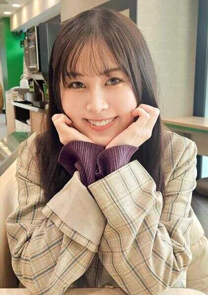 SIRO-5296 我只是想让一个寂寞的大学生，过着像AV一样的生活，说自己是高中老师和炮友，用SEX表达爱意的女孩Karinchan真正感到快乐。【首次拍摄】在网络上申请AV→AV体验拍摄 2182