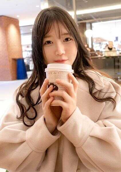 SIRO-5486 浅草的土特产店工作的俏丽女孩来应募了！她说话利落，看起来很认真的样子，却没想到超敏感体质，只用乳头就让她感觉强烈，大洪水般涌出潮液！感觉不停，高潮不停！别错过插入潮喷！【初拍】网上AV应募→AV体验拍摄 2362