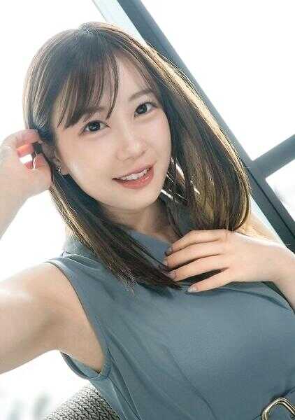 SIRO-5575 【吸吮透明感】久违的性爱中，滑嫩Q弹的肌肤被晃荡得晃晃悠悠。 从看起来成熟清纯的男友那里想不到的淫荡叫声和腰部扭动，让人瞬间射精 【初次拍摄】网络AV应募→AV体验拍摄 2471