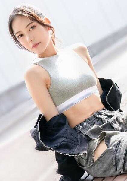 SIRO-5642 灰色内裤渗出的淫汁污渍超诱人！ 最强爆炸身材的全身性感带！！ 【奈美 24岁】 饱满乳头猛吸！敏感过头抽搐不停！！ 【初拍摄】网上AV应募→AV体验拍摄 2520