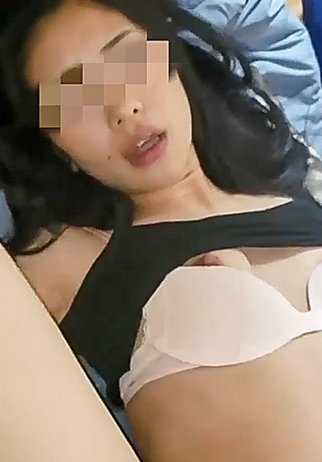 TOKYO-HOT-JPGC0051 给优雅苗条的妻子戴绿帽子--在家中各处发出淫荡的声音，包括儿童房和厨房。