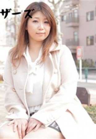 TOKYO-HOT-RB014 Tokyo Heat 打电话给一家已婚的大胸熟食店，服务很差。
