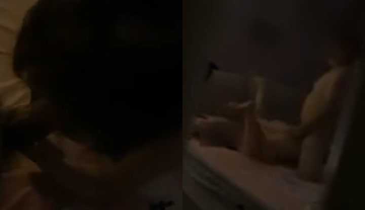 在朋友的婚房里玩他老婆～他躲在门口拍淫妻调教中~~