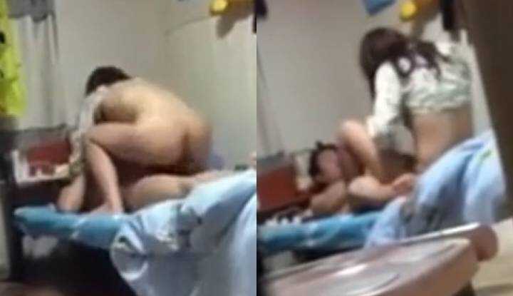 意外发现继妹和我朋友做爱，决定看完整段过程