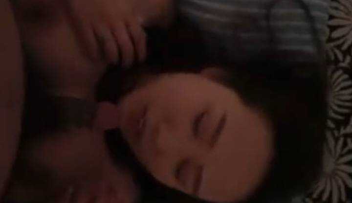 性感D奶妹的曼妙身姿令我鸡巴硬得发烫