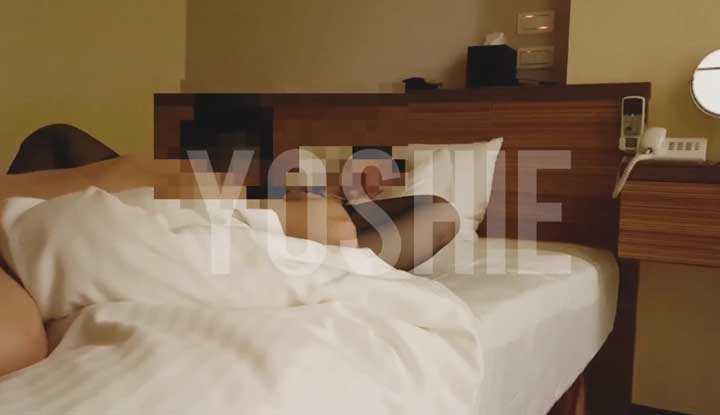 舔舔女友小穴～舔湿湿的再插入爽爽