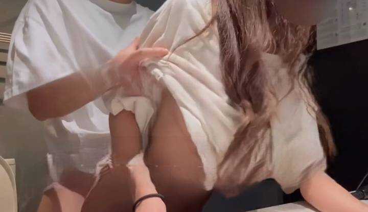 我以为她要从香港过来只是说说