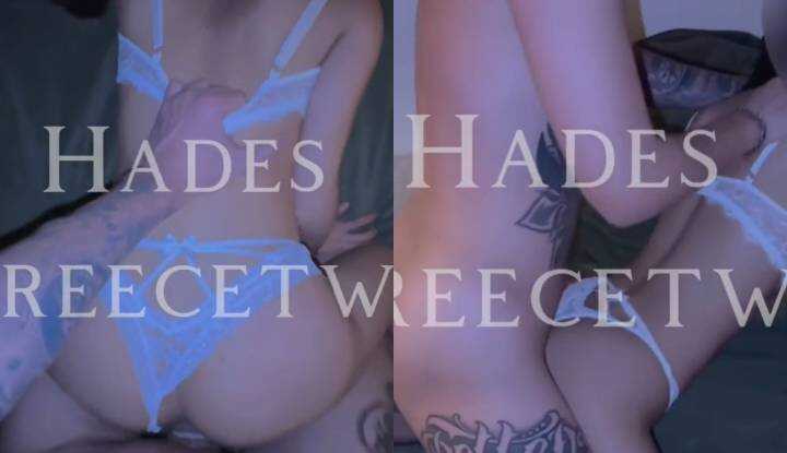 咖啡店女孩赤裸完整版（2）