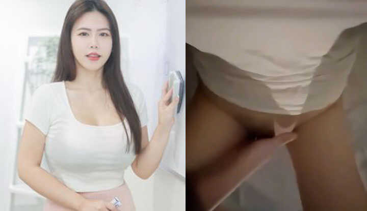 崩坏的英文老师Nina腿开开，被学生灵活的手指给玩弄