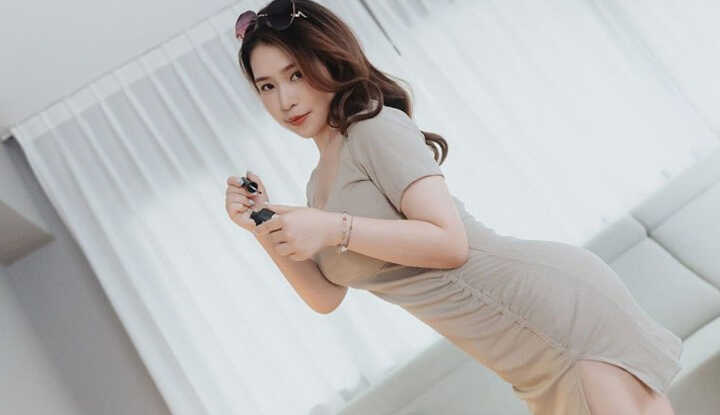 女子图鉴 25岁美甲师指尖的诱惑 专业饭局公关奈奈 IG八千粉丝的秘密 (AN9-033)