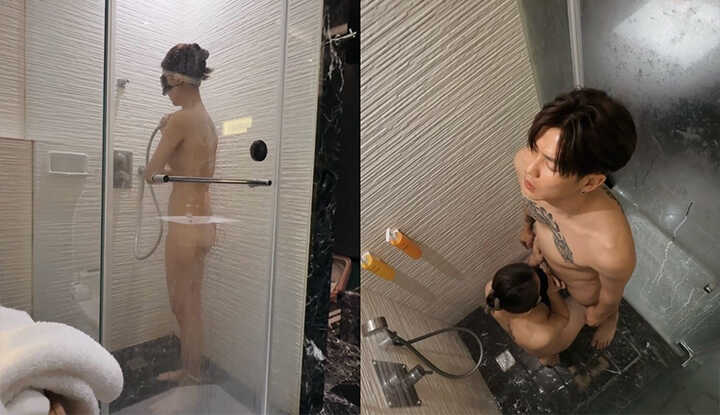 人妻洗澡时偷偷坏一下