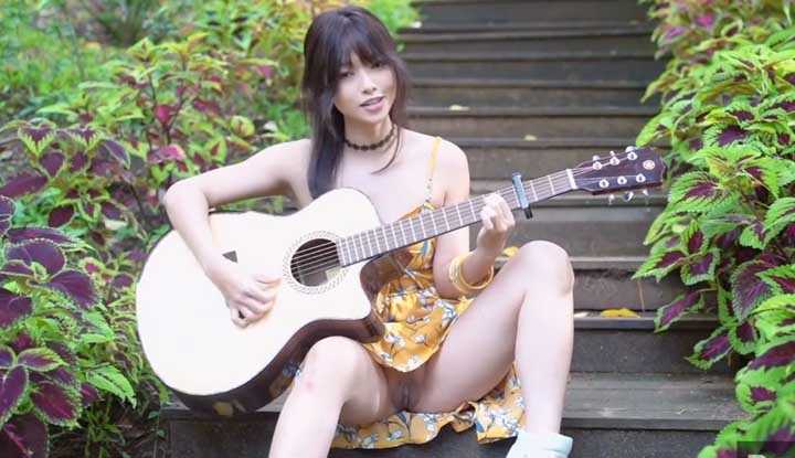 若有这样的女孩用这种方式追求你会接受吗