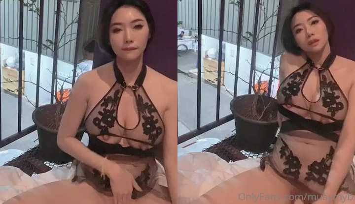 最喜欢这种可能被看见的刺激感