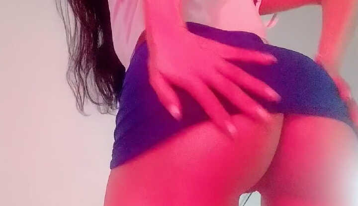 今天没穿内裤好舒服