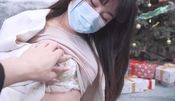 忘记带钥匙的姐姐，我穿丝袜好看吗?