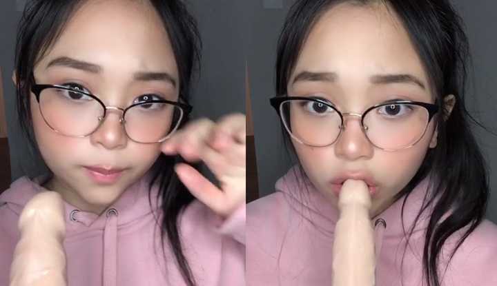 这样帮你撸撸，然后深喉塞入