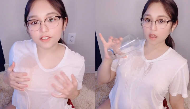 搞怪美少女coser，这透明的感觉好色情阿