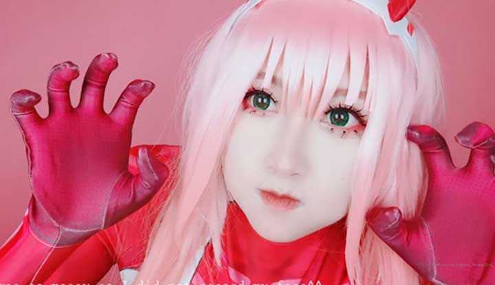 淫娃小恶魔仿佛就在你身旁耍骚