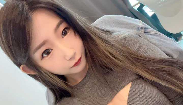 穿这样出门一直被看耶好害羞