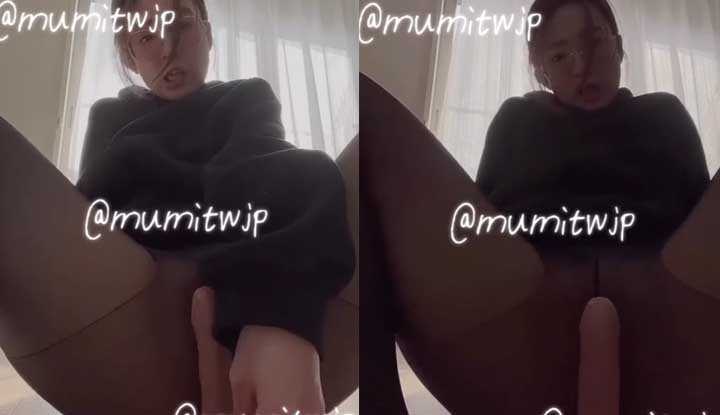 老公不在家又很想要～只好先在旁边玩玩具了