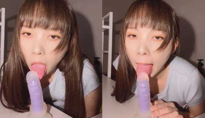 没事就要多练练口技～听听那吸吮声会让人硬