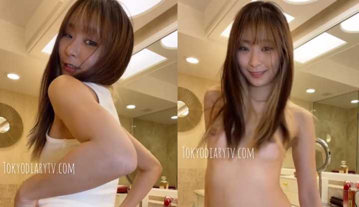 在漂亮浴室里洗澡，我洗完澡后感觉很好