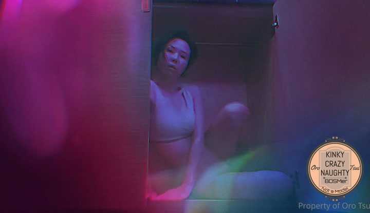 苡若躲在衣柜里，找到我就让你操！