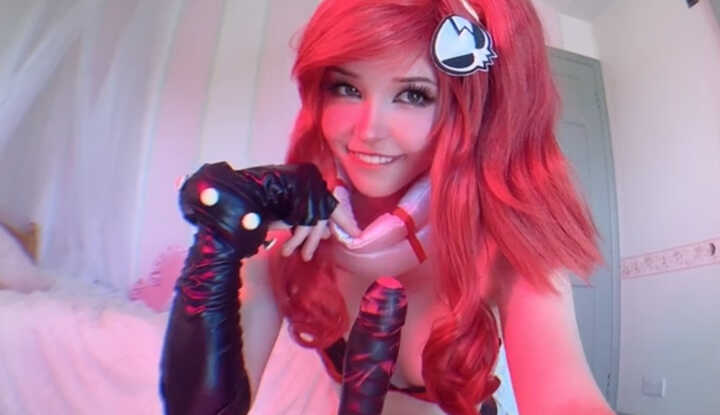 Yoko Littner要用黑色大棒棒玩到高潮！