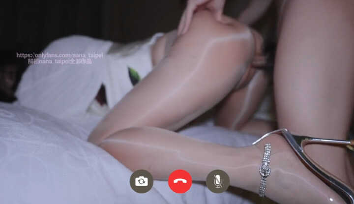 与男友视讯（痴女ntr版）过程全录，出轨给男友看！