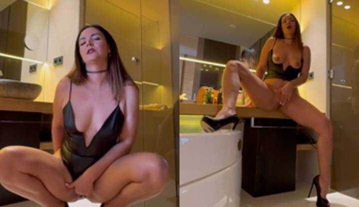 Ava Moore-小穴必须立刻得到解放