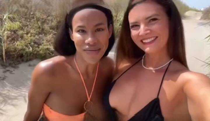 Ava Moore-和姊妹在海滩得到大屌自助餐