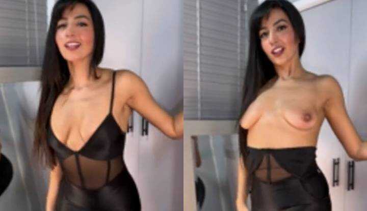Aaliyah Yasin-边跳边脱在镜子前诱惑你 Onlyfans video leaked