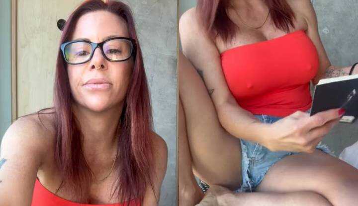 Alexis Fawx-在看书还是看我的乳房呢？