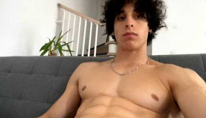 Youssef khelil-在沙发完玩弄肉棒自拍 Onlyfans video leaked