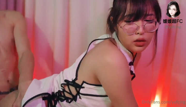 yyfcing-性感旗袍御姐的淫荡夜晚，后入操的我快坏掉了 Onlyfans video leaked