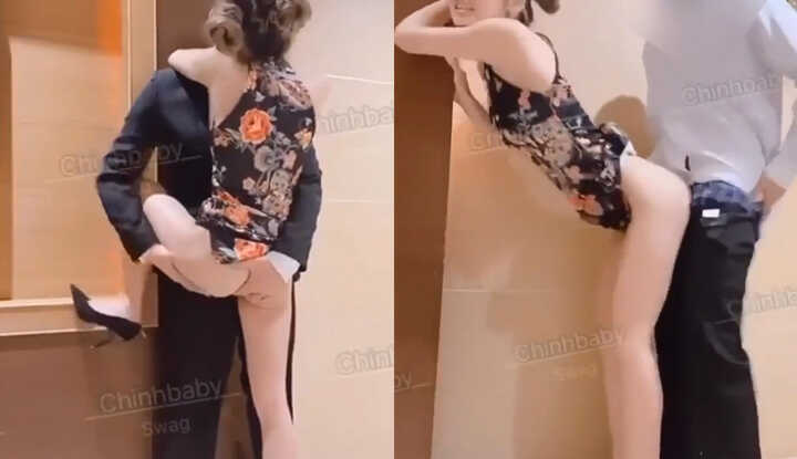 超长美腿极致身材美女后入超淫荡大量吞精超诱人