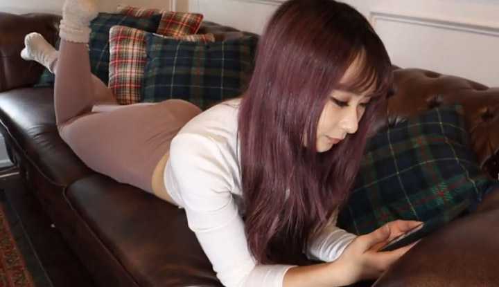 宝贝，别在看手机了！有好吃的等你～