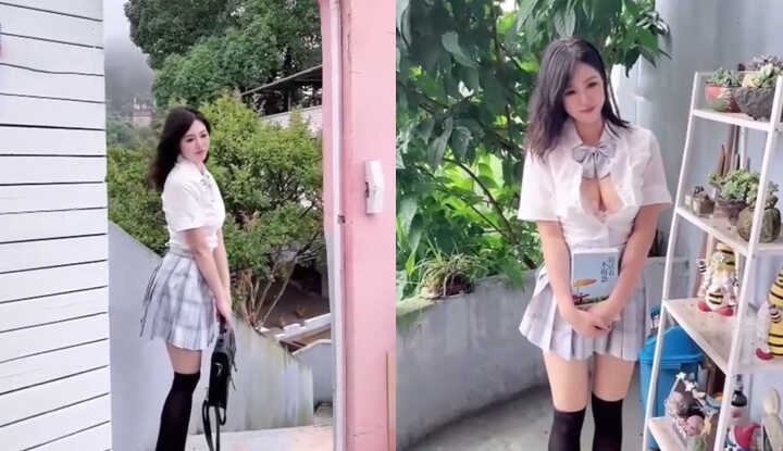 秀人网 Xiuren  金小依《私购流出》（Vol. 8759） 1