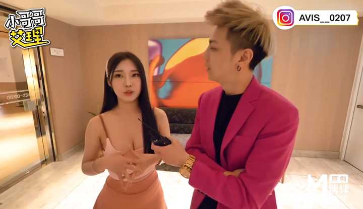 《台湾街头搭讪达人艾理》实测系列 实测网美都爱有钱人吗