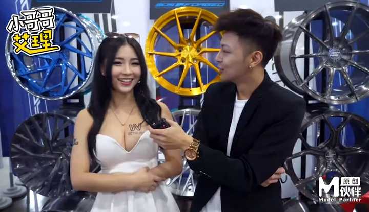 《台湾街头搭讪达人艾理》实测系列 实测Showgirl能不能接受另一半“上酒店,_!_Feat.含含、章梓薰、Brenda、彤彤