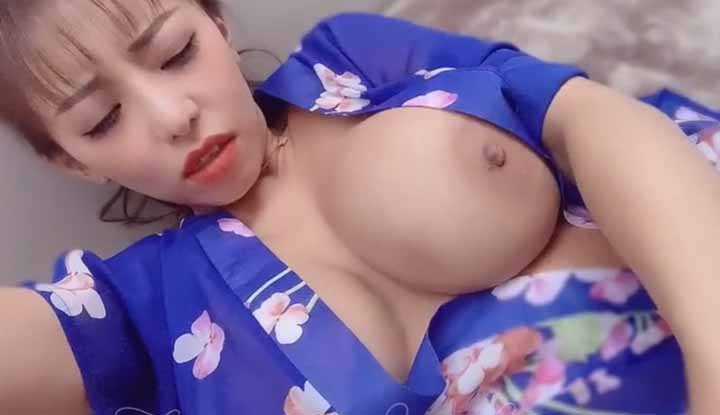 [日本] Onlyfans YuuSakura(さくら悠)～一天没做爱妹妹就痒了