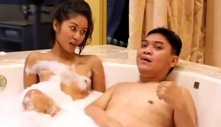 [菲律宾] 绝版成人节目～邀请专业老司机一起洗鸳鸯浴