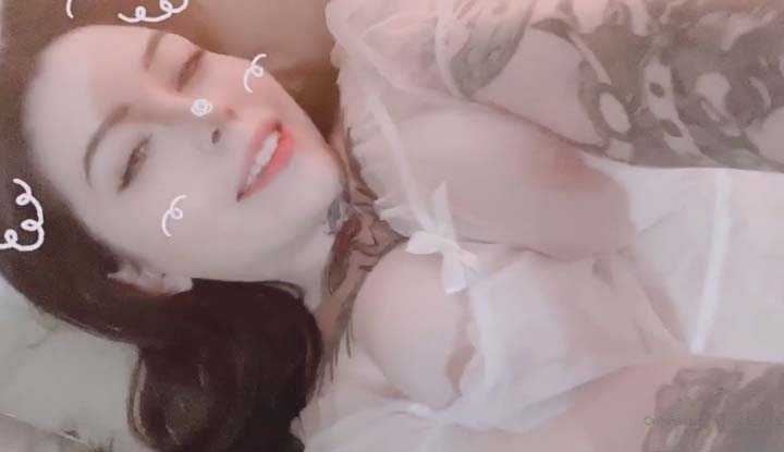 [欧美] O站大神marinamui～夜晚寂寞需要你陪睡