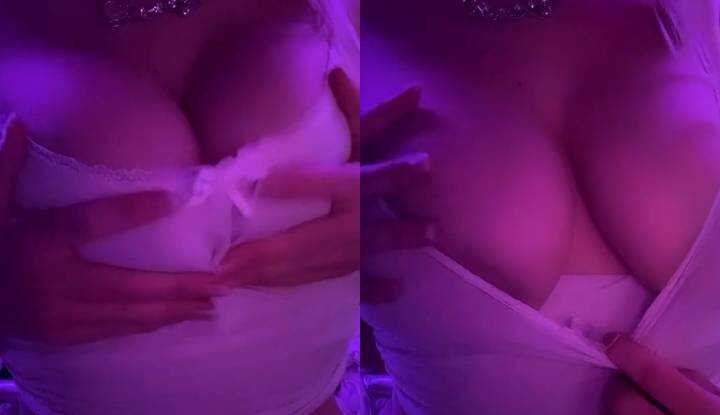 [欧美]  O站大神不科学比例丰乳肥臀网红 Cocainktty～偶尔多按摩胸部才会健康