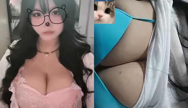 巨乳坦克女网调视频流出 逆天木瓜大奶为金主爸爸尽情展示 揉捏喷奶浪叫连连 反差拉满！ 1