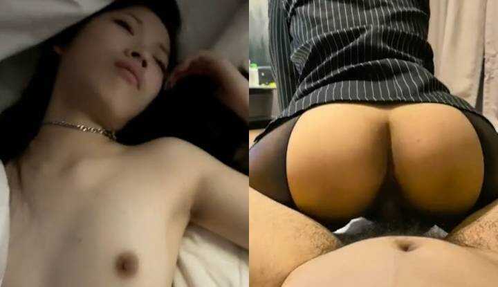 北京极品少妇 柳芝 化身黑丝贱狗与炮友酒店狂欢 跪舔深喉玉足榨精 抬腿迎合后入被操到求饶！ 1